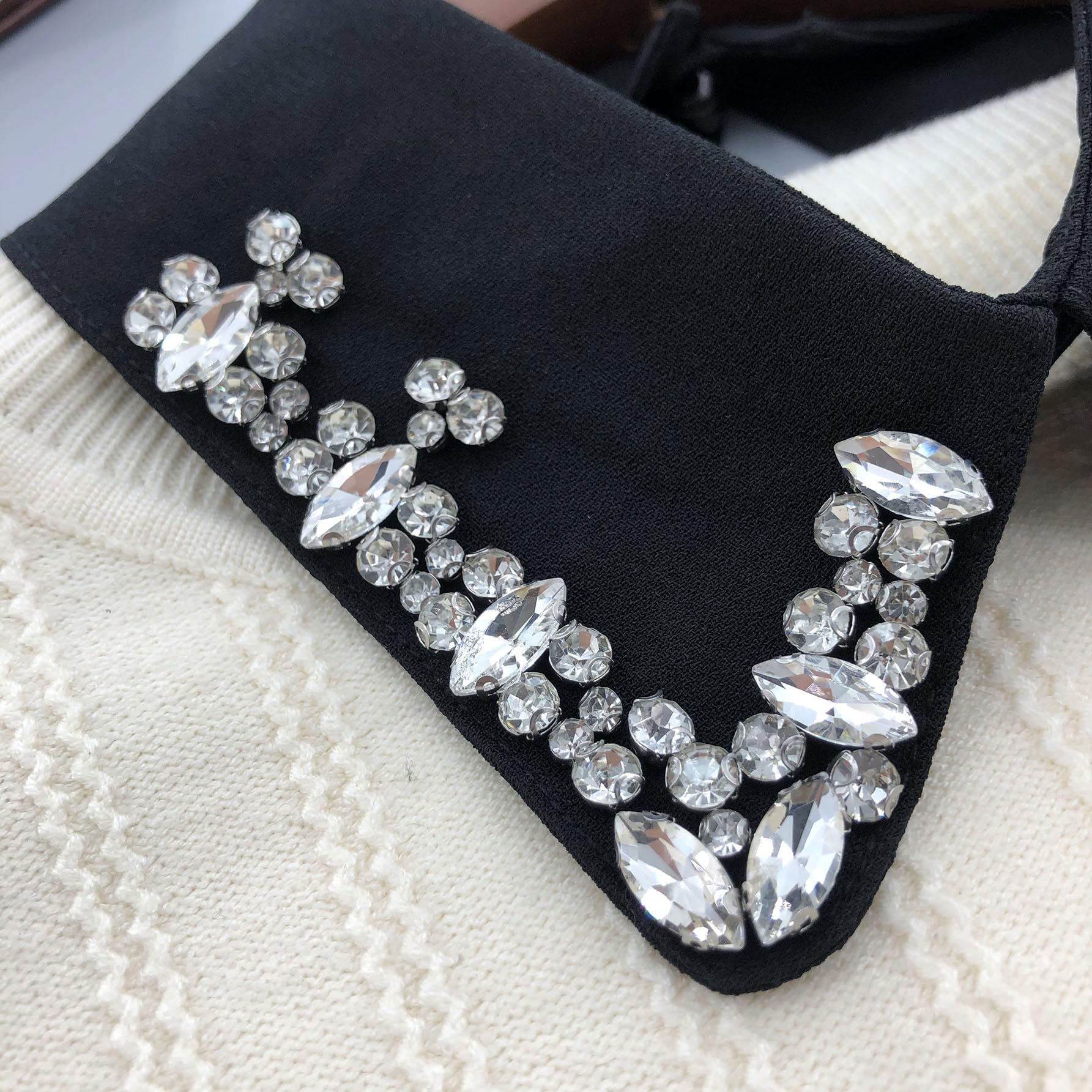 RobRia Detachable Fake Collars for Women – Removable Collar with Pearls or Rhinestones