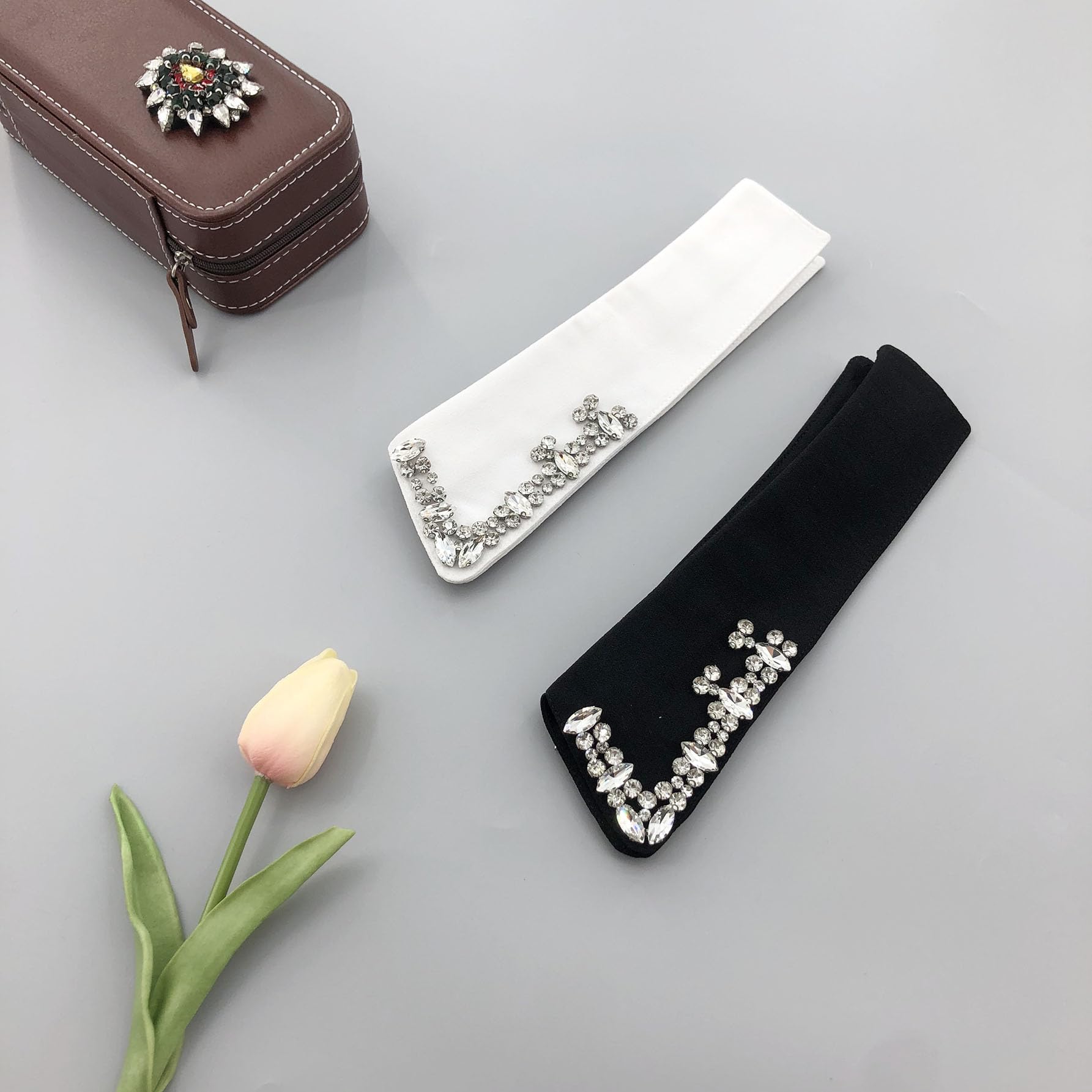 RobRia Detachable Fake Collars for Women – Removable Collar with Pearls or Rhinestones