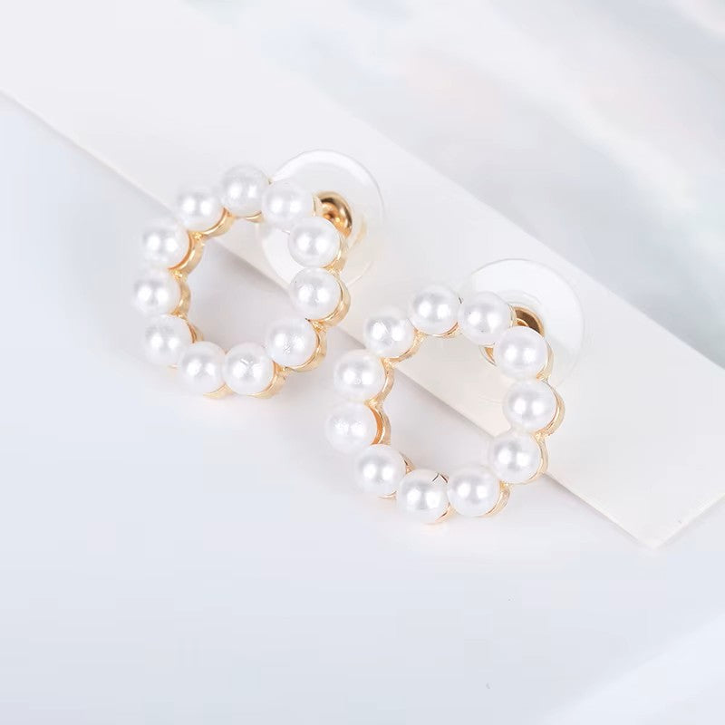 Elegant Pearl Circle Stud Earrings for Women – Classic .75-Inch Faux Pearl Hoop Design, Lightweight and Hypoallergenic, Timeless Gift Jewelry